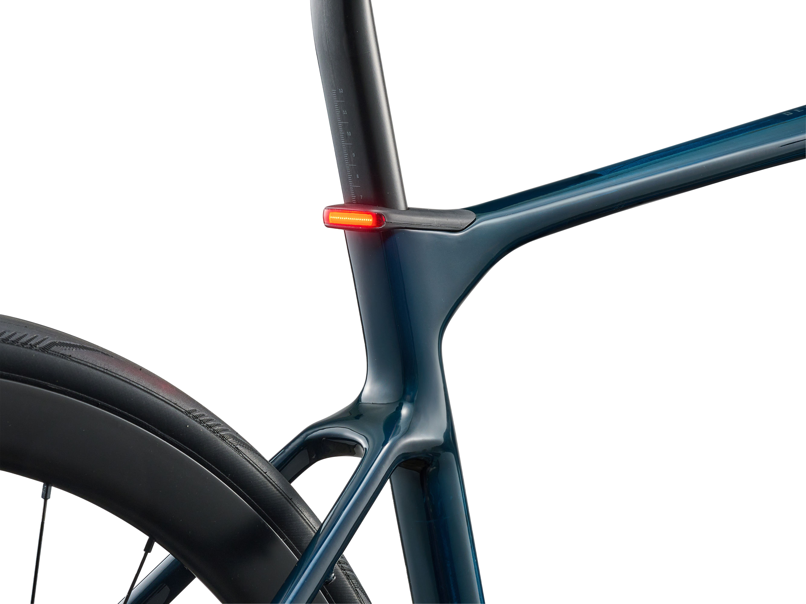 Giant Defy Advanced E+ Elite 0 Electric Bike view 4