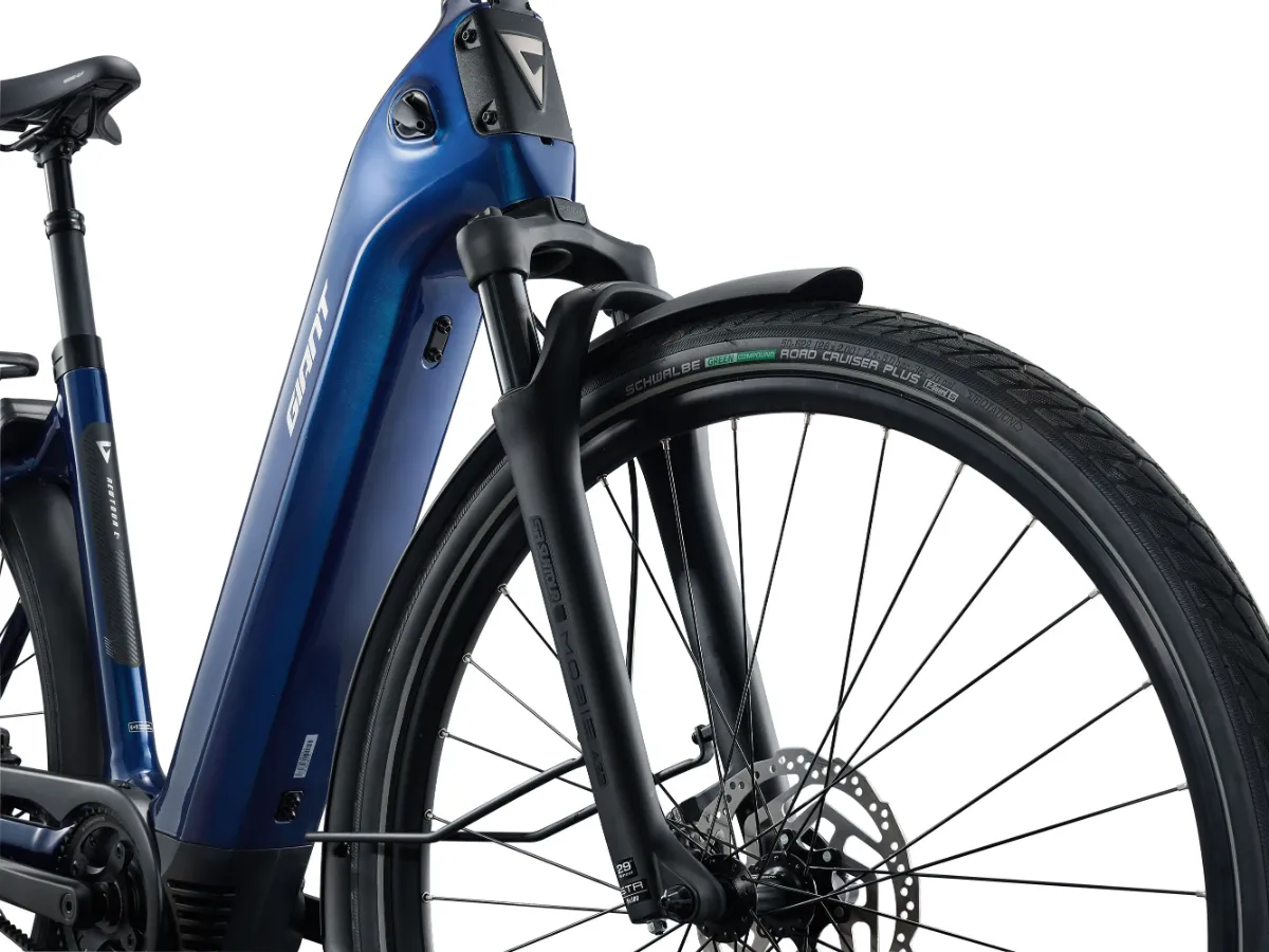 Giant NewTour E+ 1 LST Electric Bike view 5
