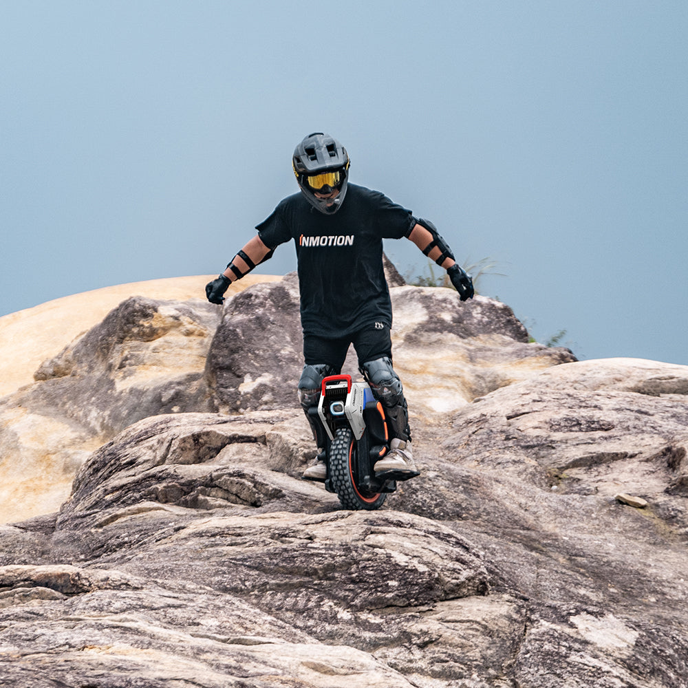 Inmotion V14 PRO Electric Unicycle view 2