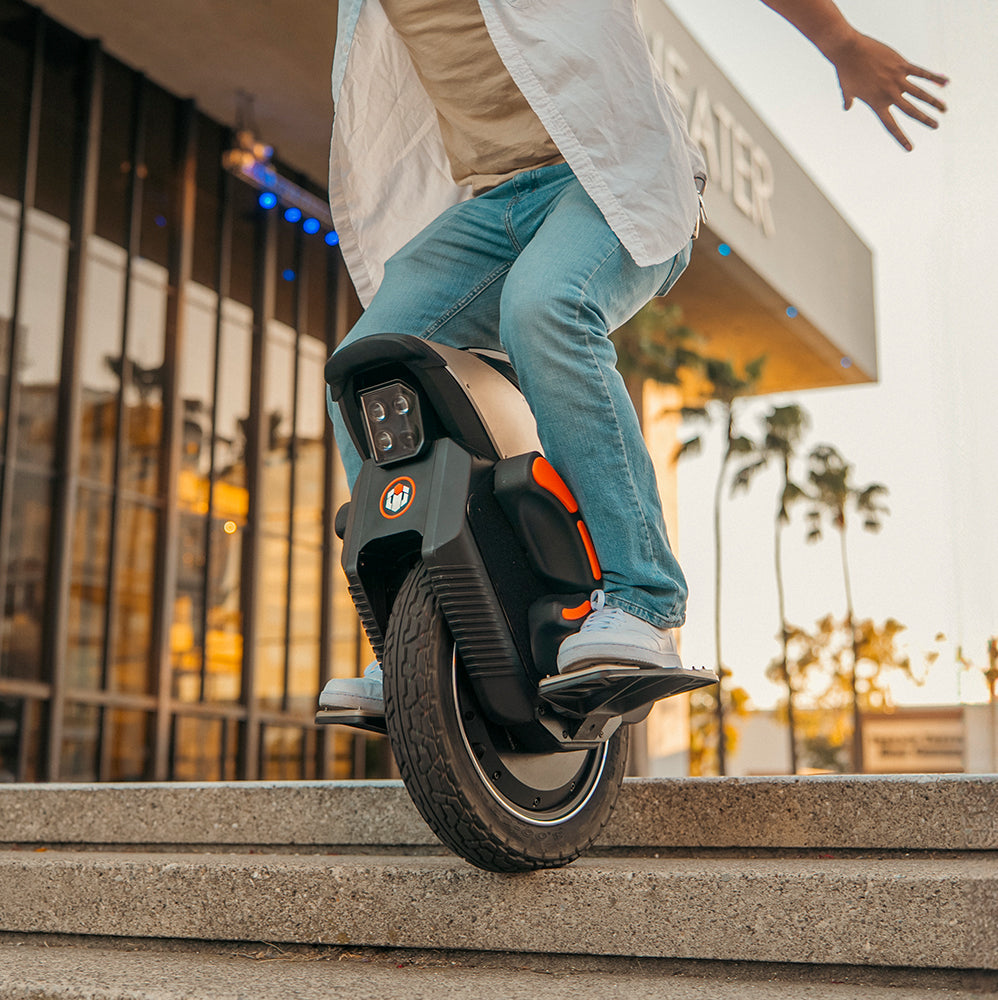 Inmotion V12S Electric Unicycle view 4