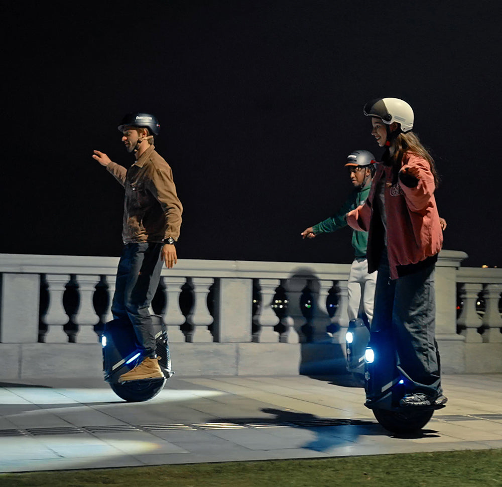 Inmotion V9 Electric Unicycle view 4