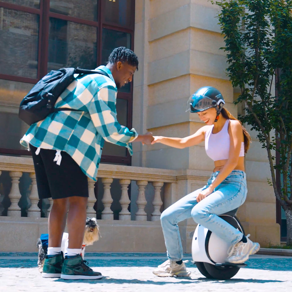 Inmotion E20 Electric Unicycle view 3