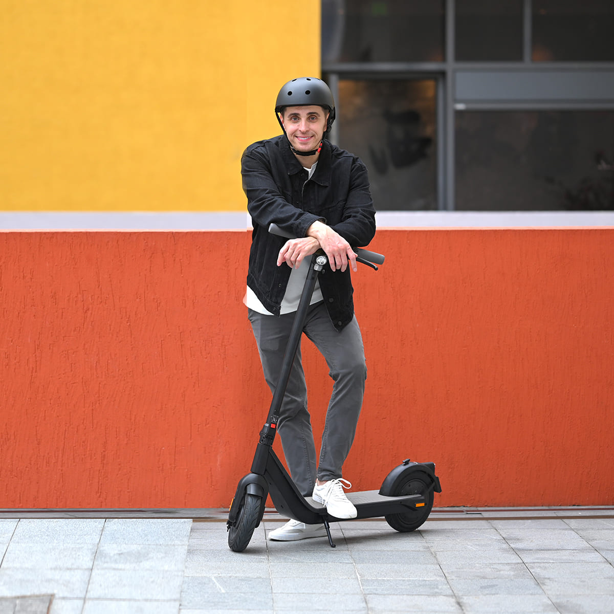 Inmotion Air Electric Scooter view 5