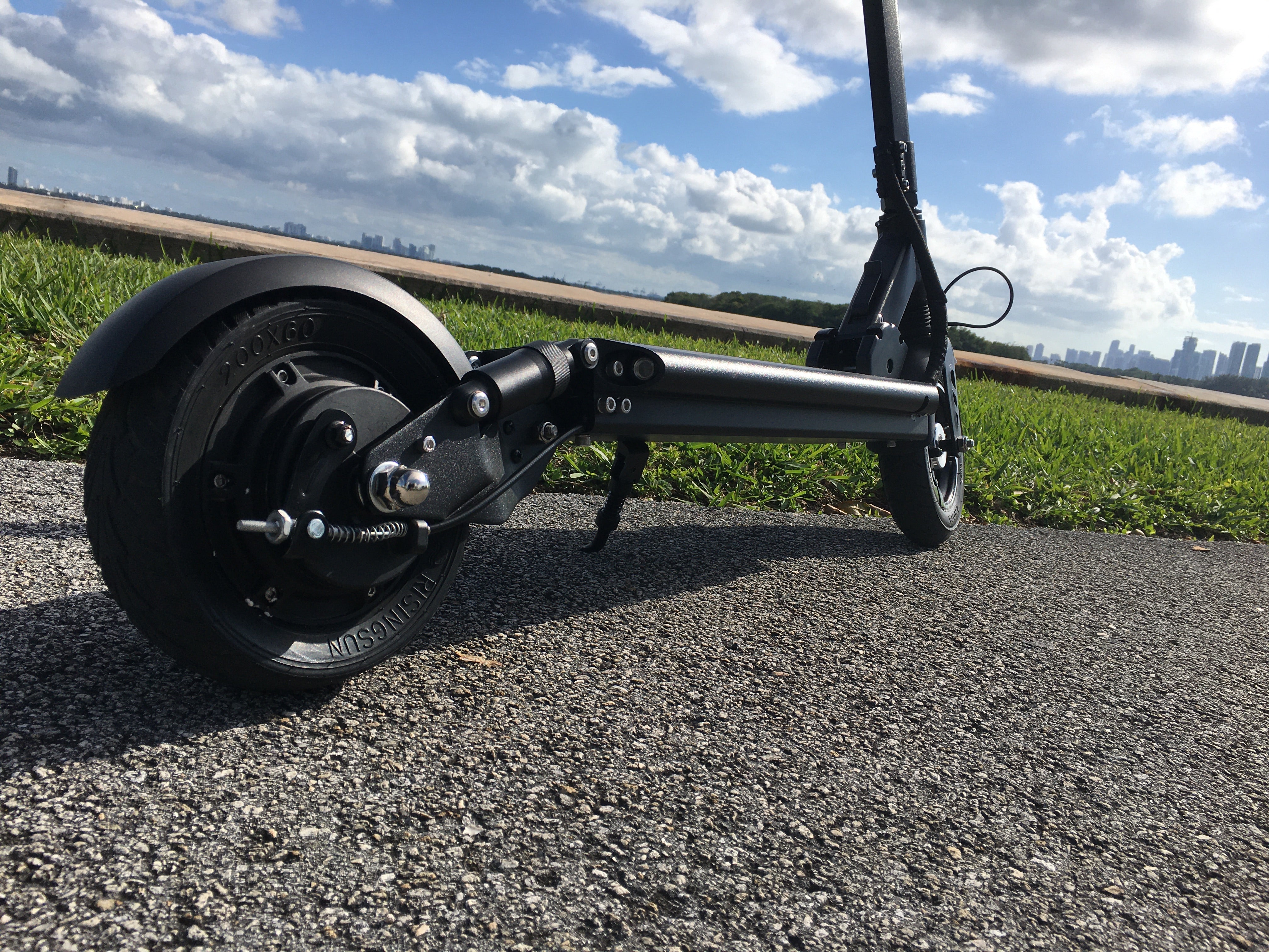 Fluid Horizon Electric Scooter view 4