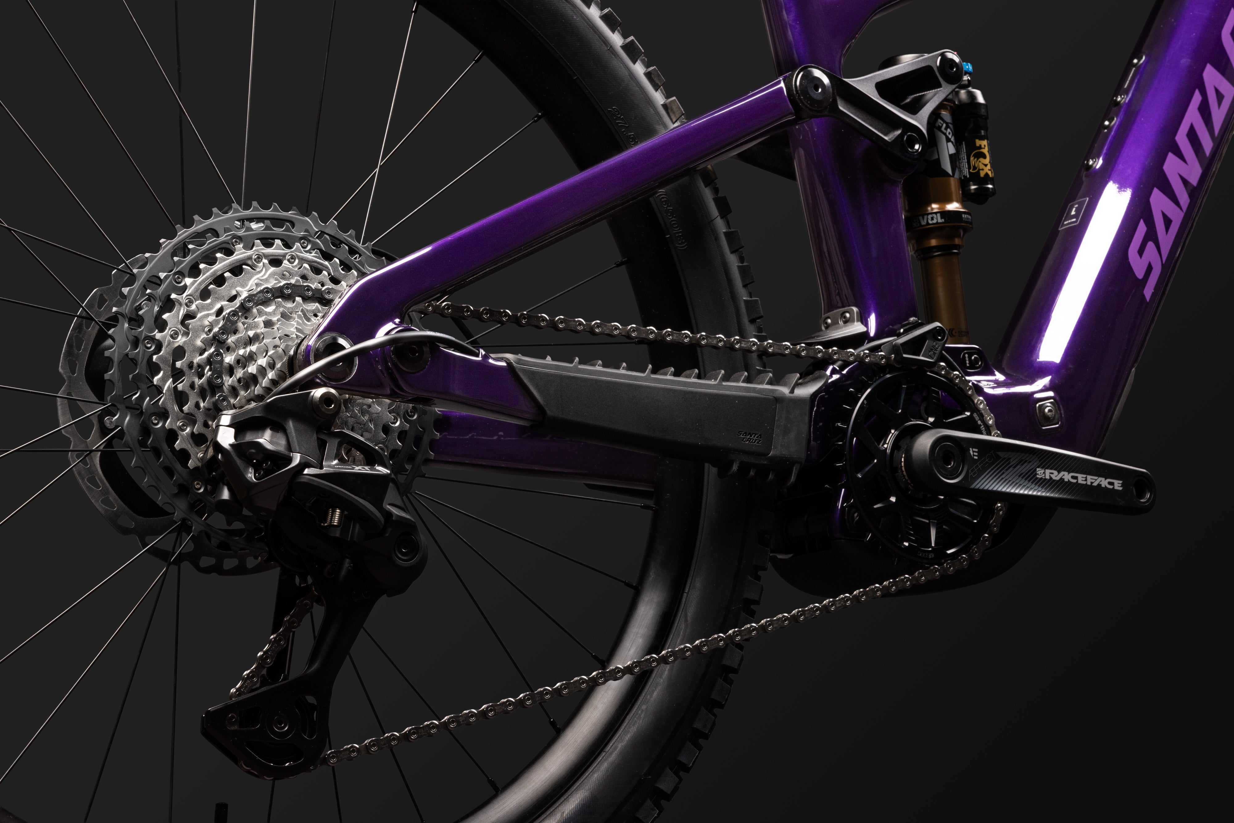 Santa Cruz Vala XT Di2 Electric Bike view 4