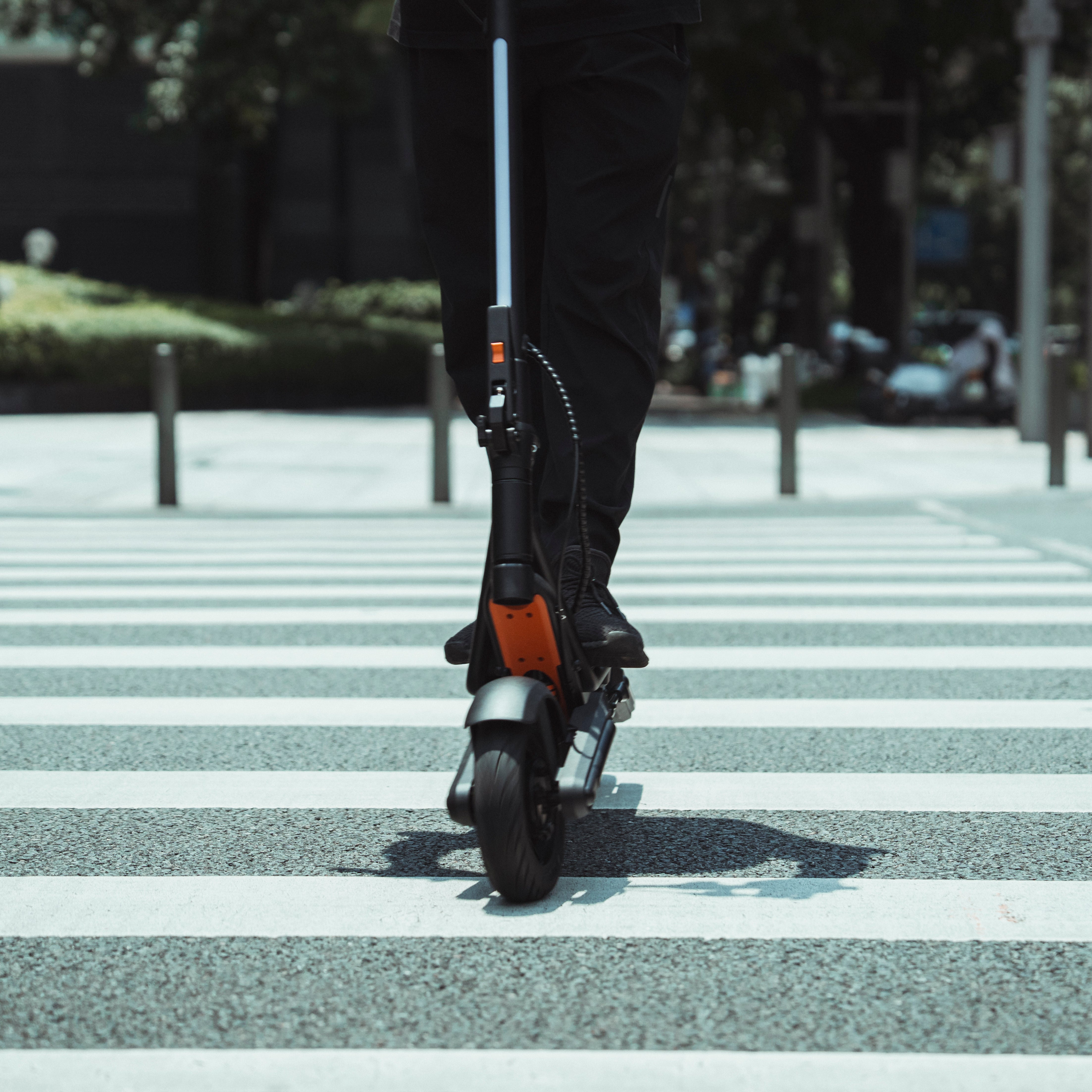 Apollo Explore 2.0 Electric Scooter view 4