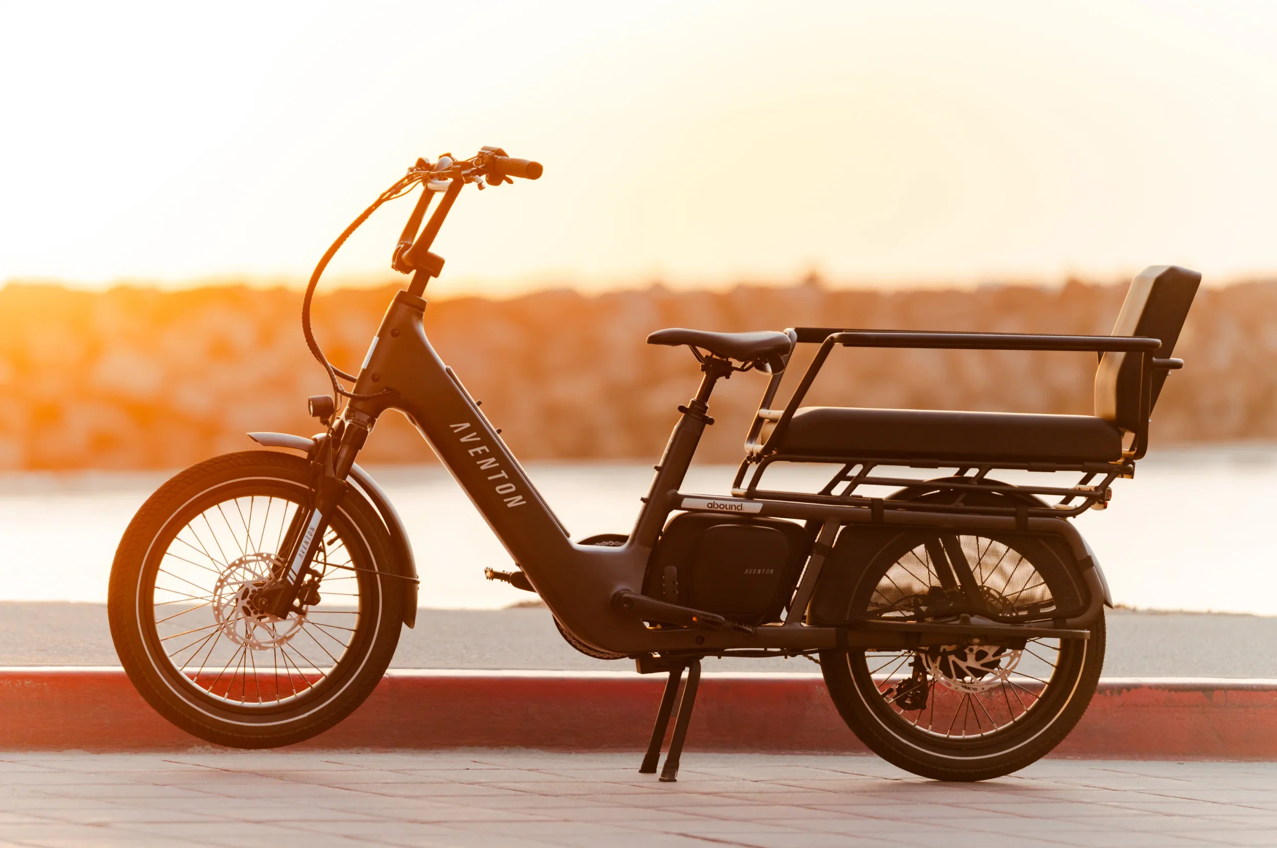 Aventon Abound LR Electric Bike view 16