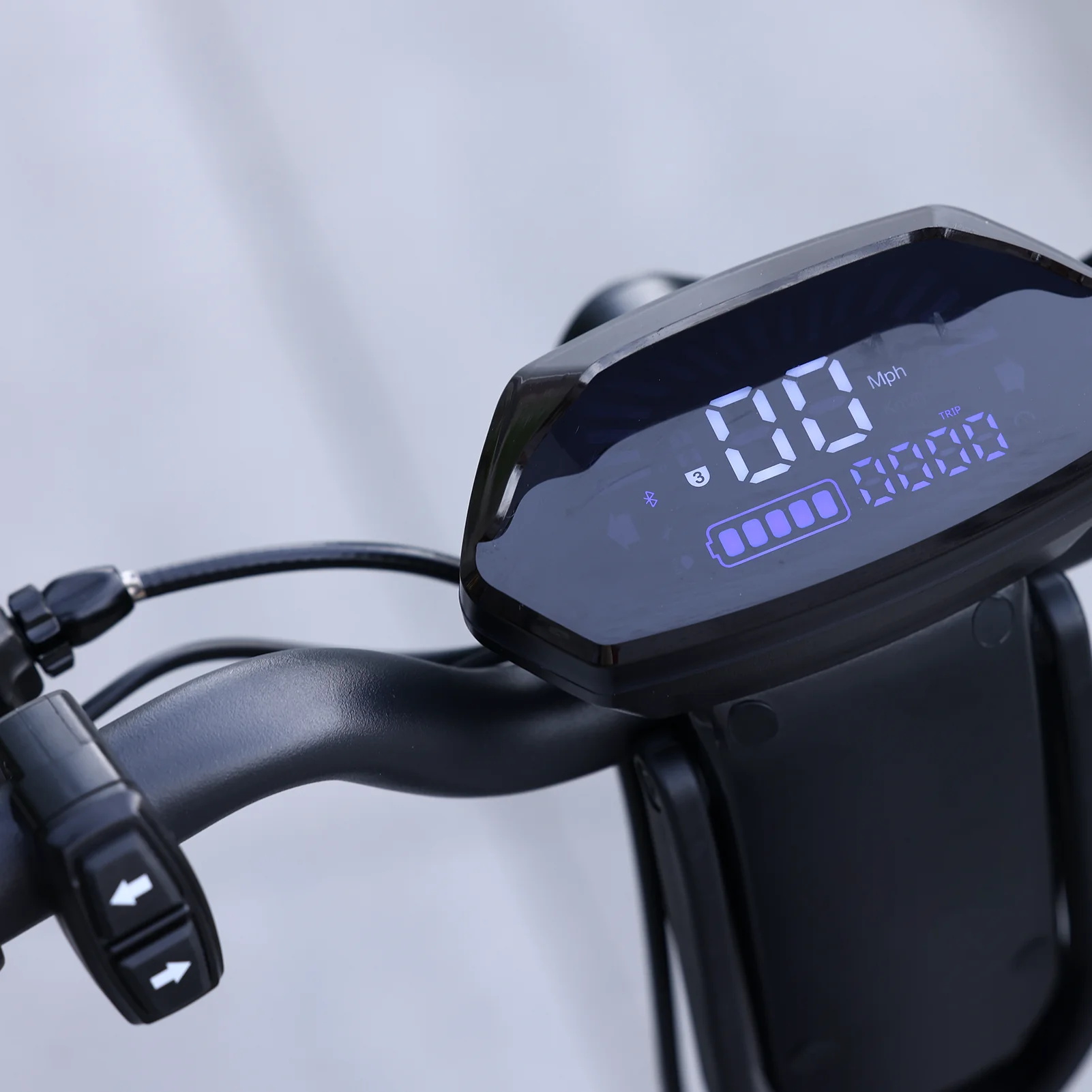 Hiboy X300 Big-Wheel Electric Scooter view 10