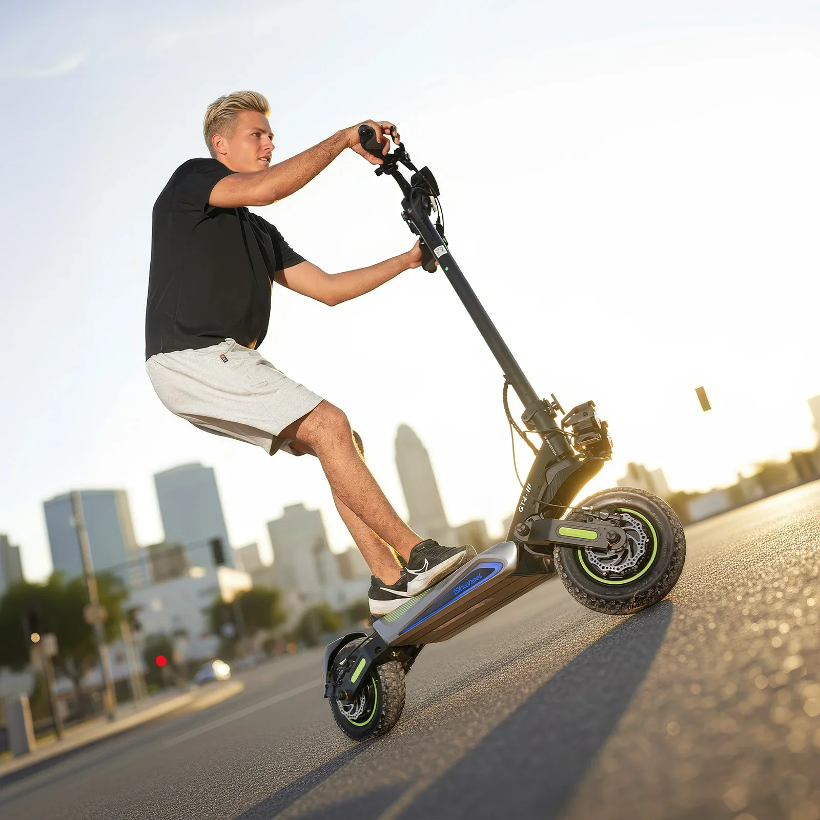 Isinwheel GT4 Single Motor Off-Road Electric Scooter view 3