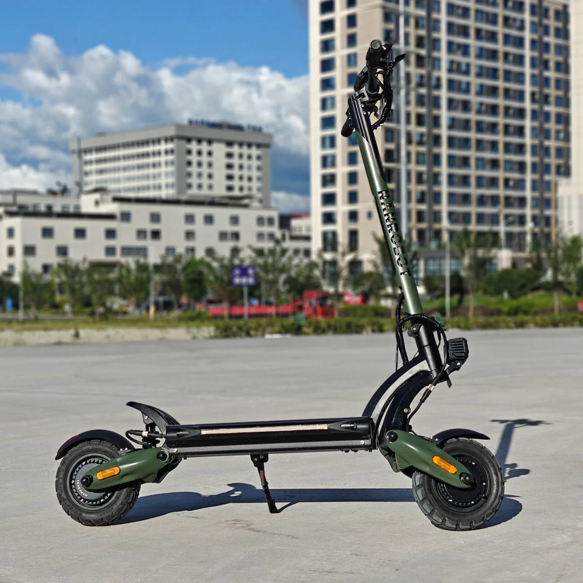 Nanrobot D6+ MAX Electric Scooter view 9